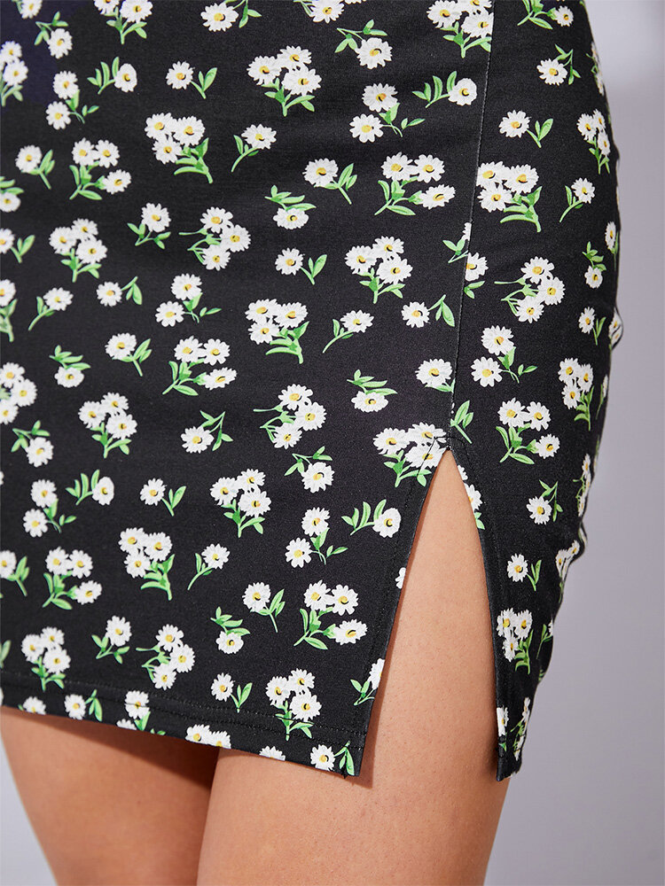 
	Bohemian Floral Print Slit Hem Elastic Waist Mini Skirt