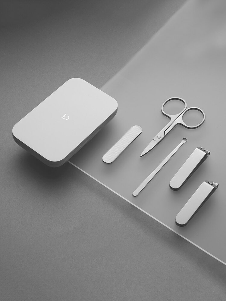 
	5Pcs Portable Fingernail Toenail Manicure Pedicure Magnetic Absorption Stainless Steel Nail Clipper Set