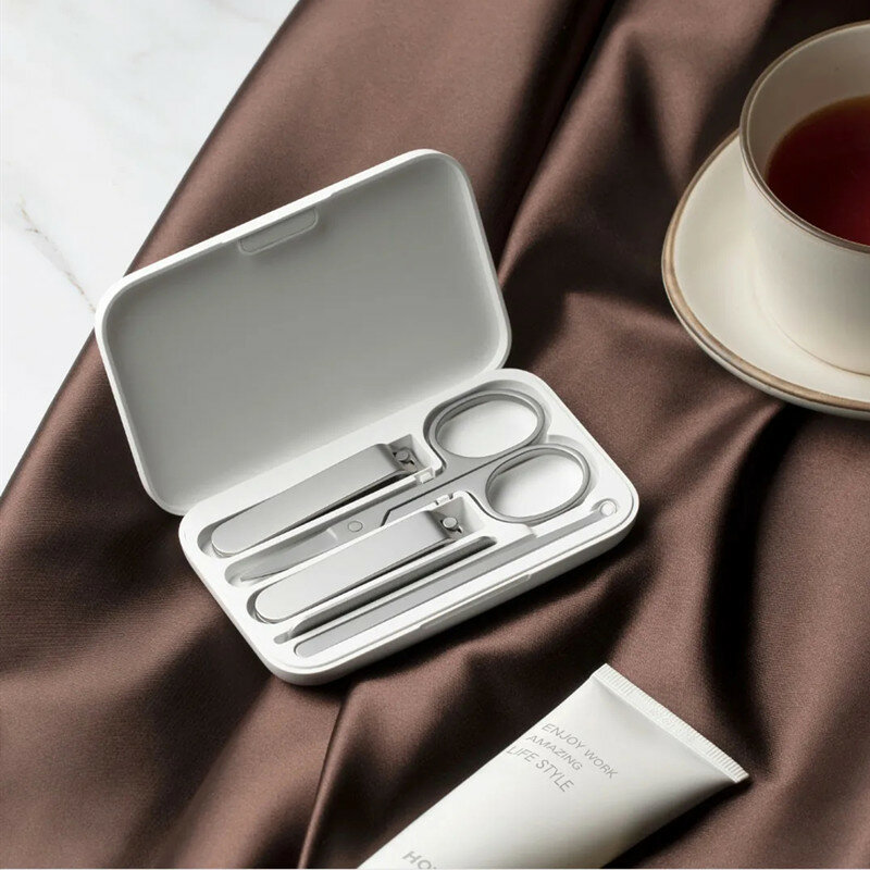 
	5Pcs Portable Fingernail Toenail Manicure Pedicure Magnetic Absorption Stainless Steel Nail Clipper Set