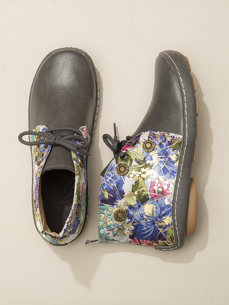 
	LOSTISY Flowers Pattern Splicing Solid Color Round Toe Comfy Lace-up Flat Ankle Boots